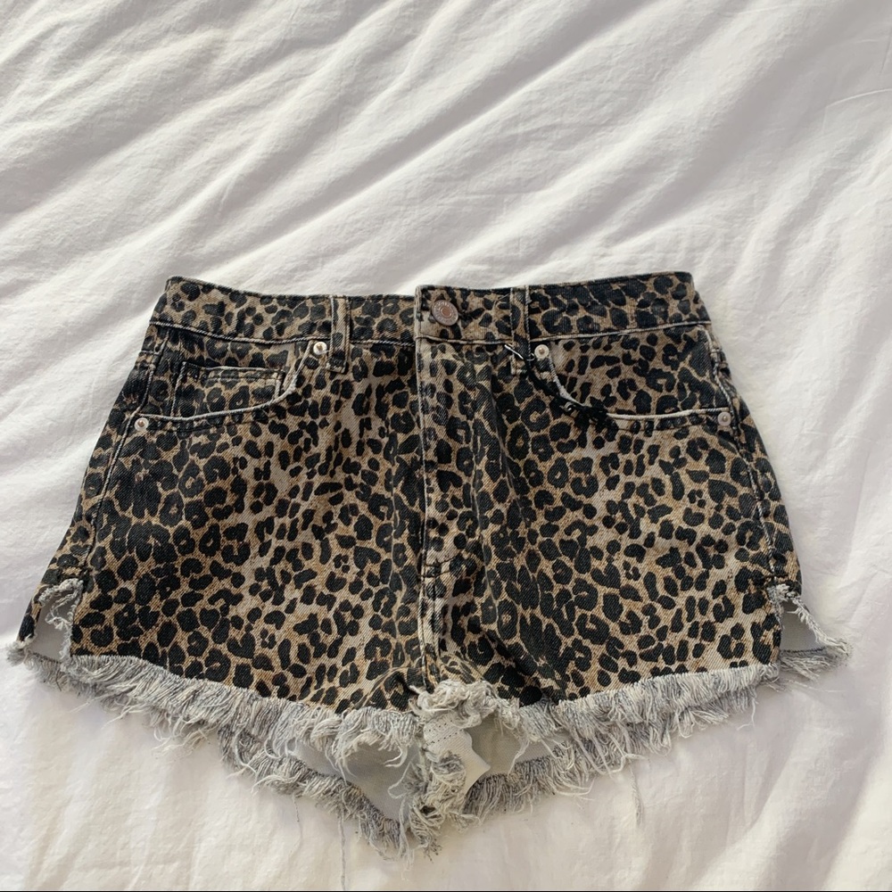 forever 21 cheeta denim shorts